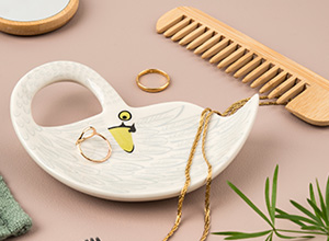 �X���� �g�����P�b�g �g���C